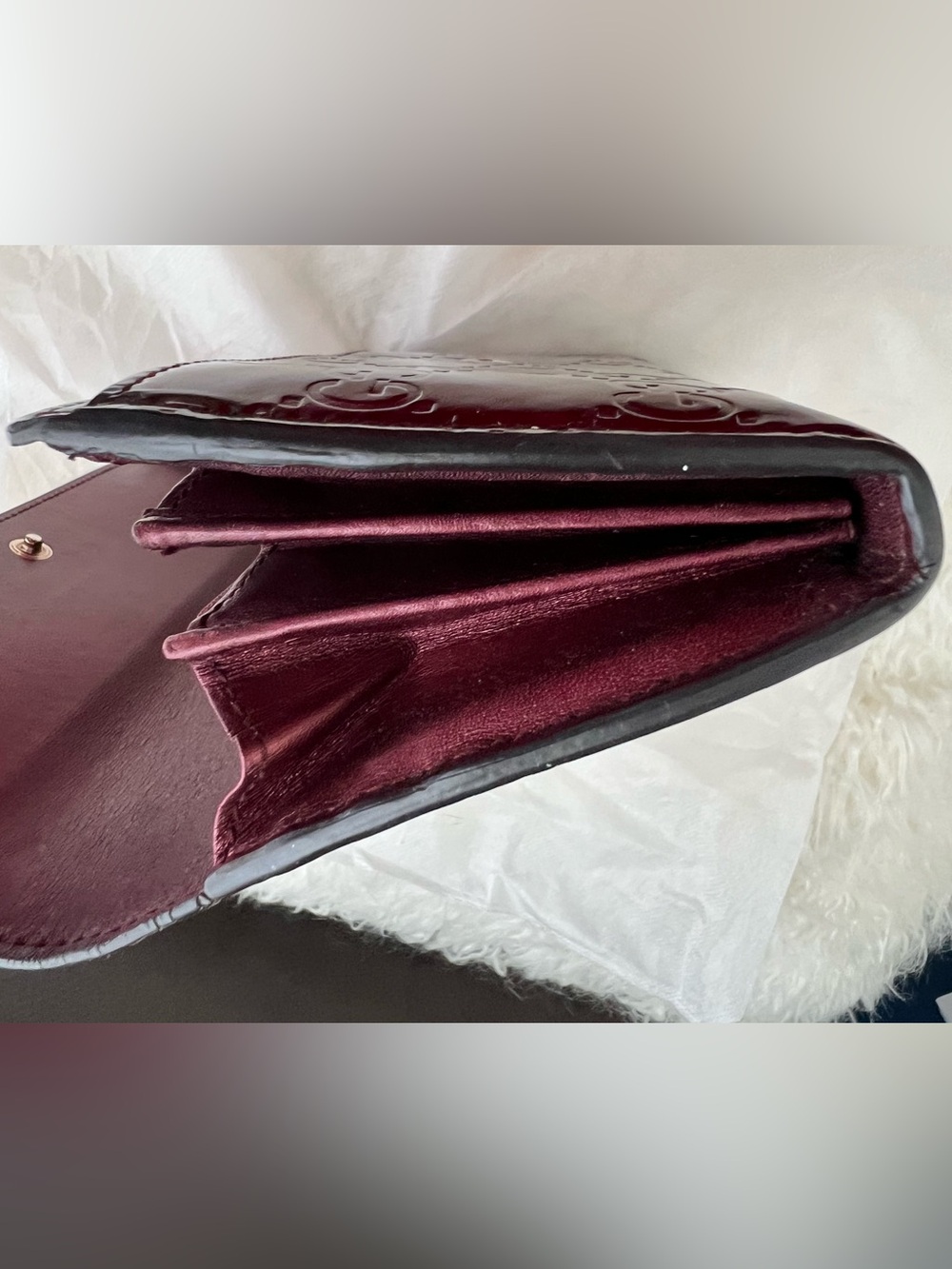 Gucci Burgundy Patent Leather GG Heart Continental Wallet - Picture 11 of 11